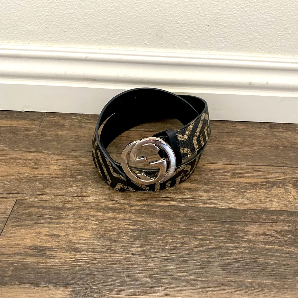 Gucci belt size 85/34